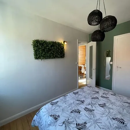 Douc'heurt Vue Apartment